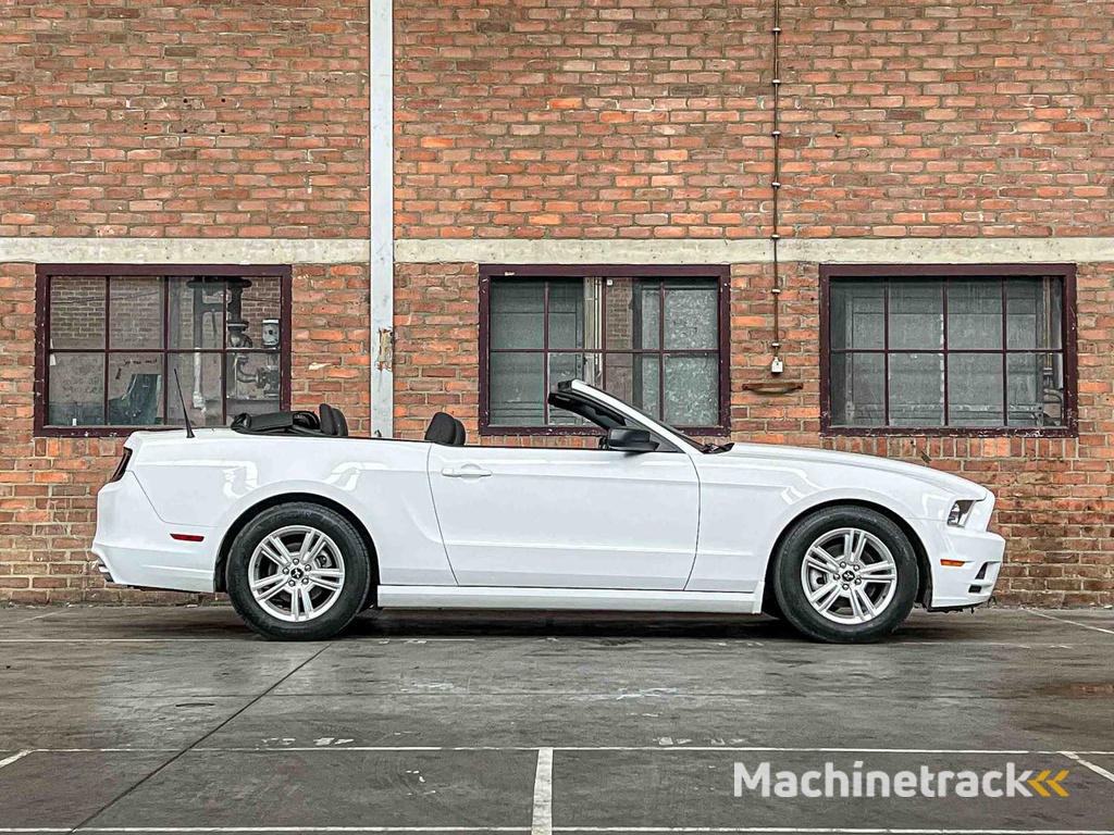 Ford Mustang Cabriolet 3.7 V6 305hp 2014