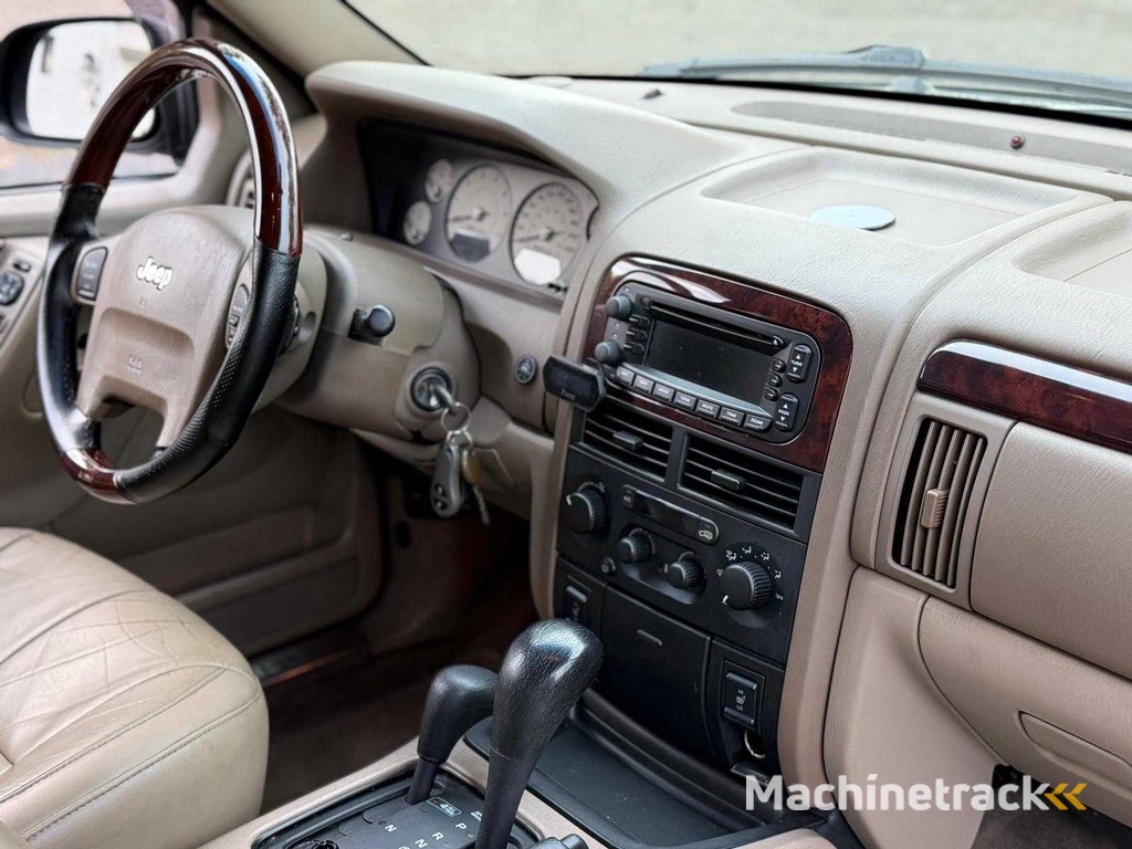 Jeep Grand Cherokee 4x4 4.7i V8 Limited 61-RD-PB