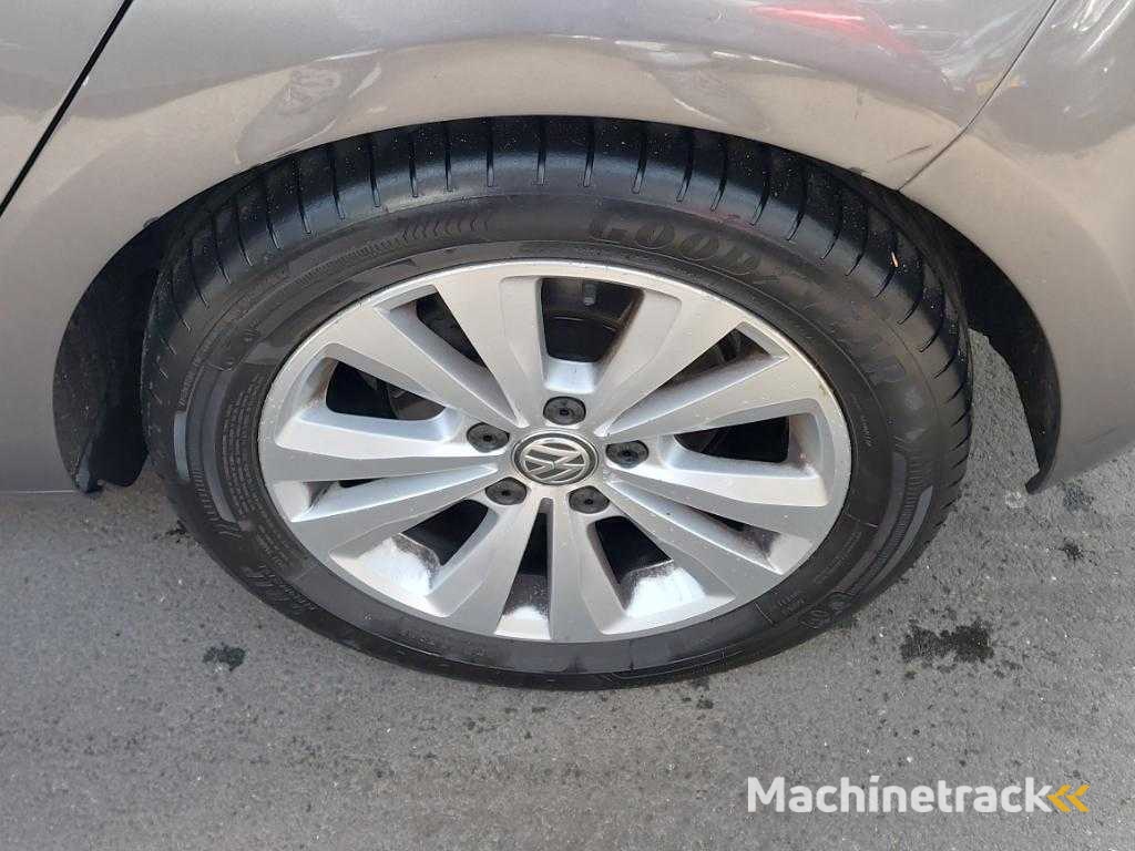 Volkswagen Golf 1.0 TSI Comfortline; PD-744-G