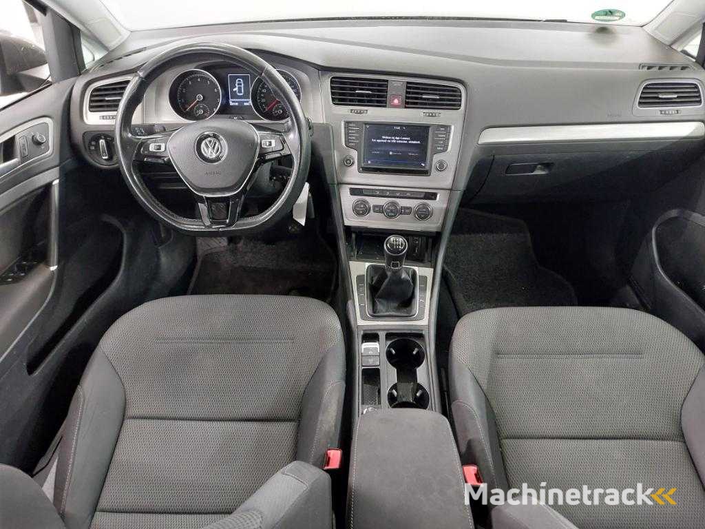 Volkswagen Golf 1.0 TSI Comfortline; PD-744-G