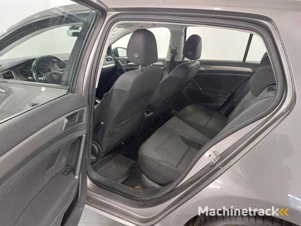 Volkswagen Golf 1.0 TSI Comfortline; PD-744-G
