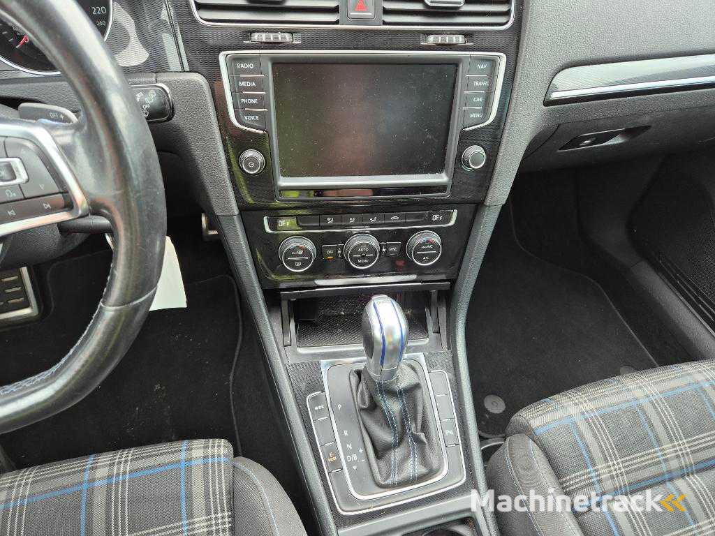 Volkswagen Golf 1.4 TSI GTE, GH-072-S