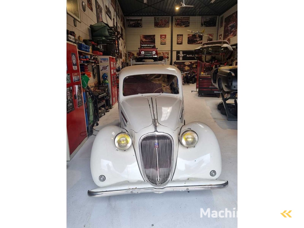 Simca 8 Limousine, Baujahr 1947, Unikat