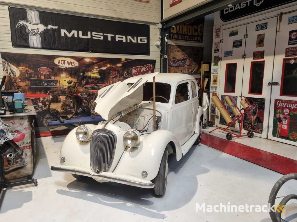 Simca 8 Limousine, Baujahr 1947, Unikat