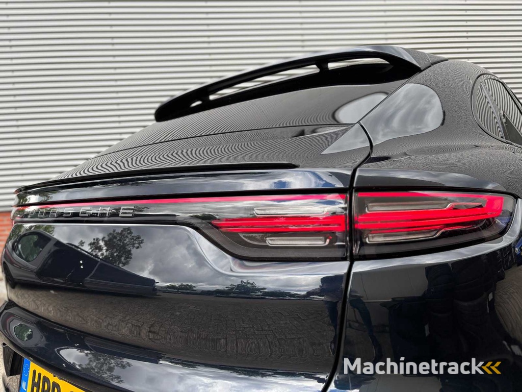 Porsche Cayenne 3.0 E Hybrid Platinum Edition Automaat; HPB-32-R