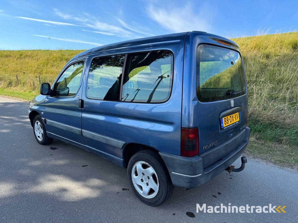 Peugeot Partner 1.8 Combispace PKW 88-DX-XV