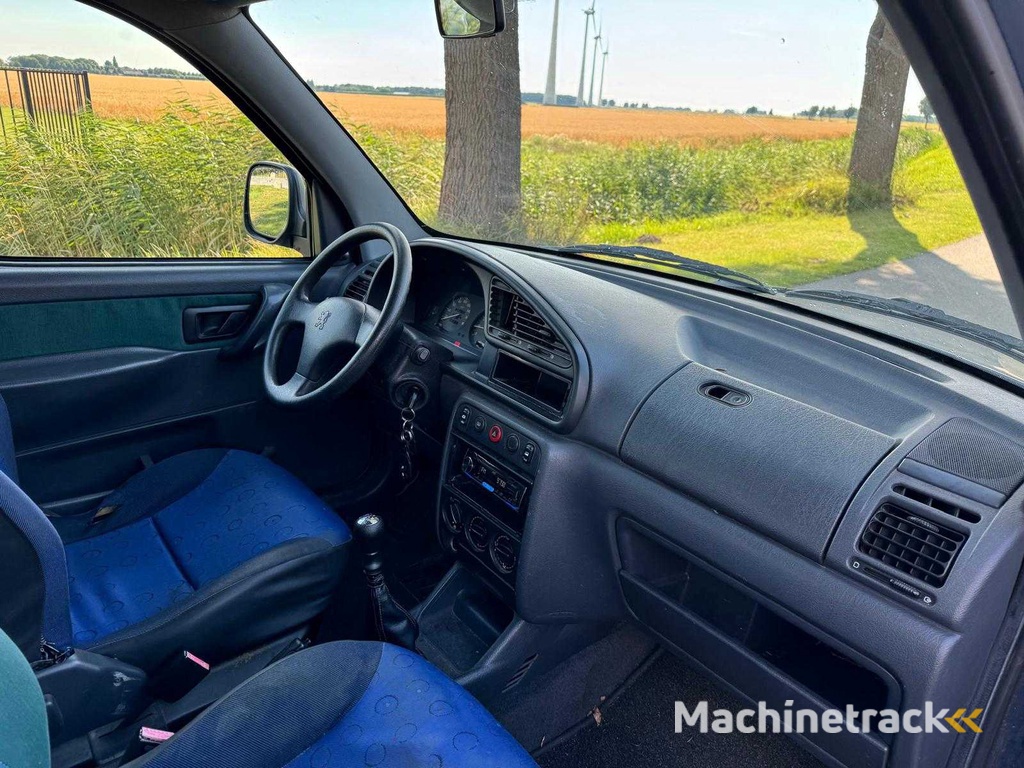 Peugeot Partner 1.8 Combispace PKW 88-DX-XV