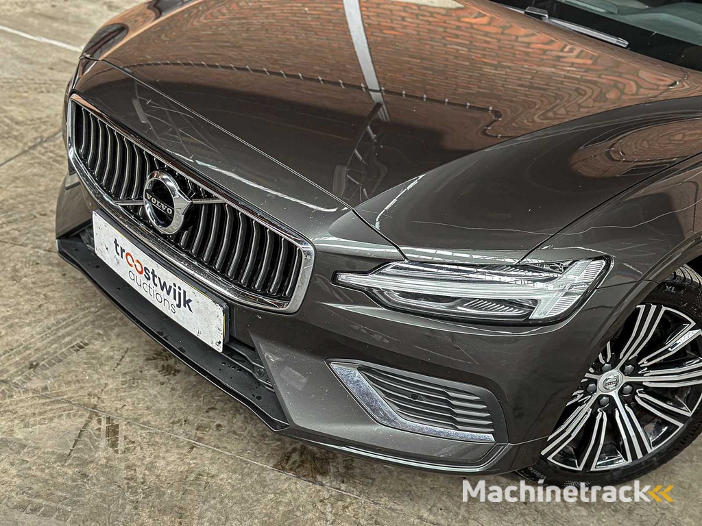 Volvo V60 2.0 T6 Recharge AWD Business Pro 341pk 2021, K-930-ZF