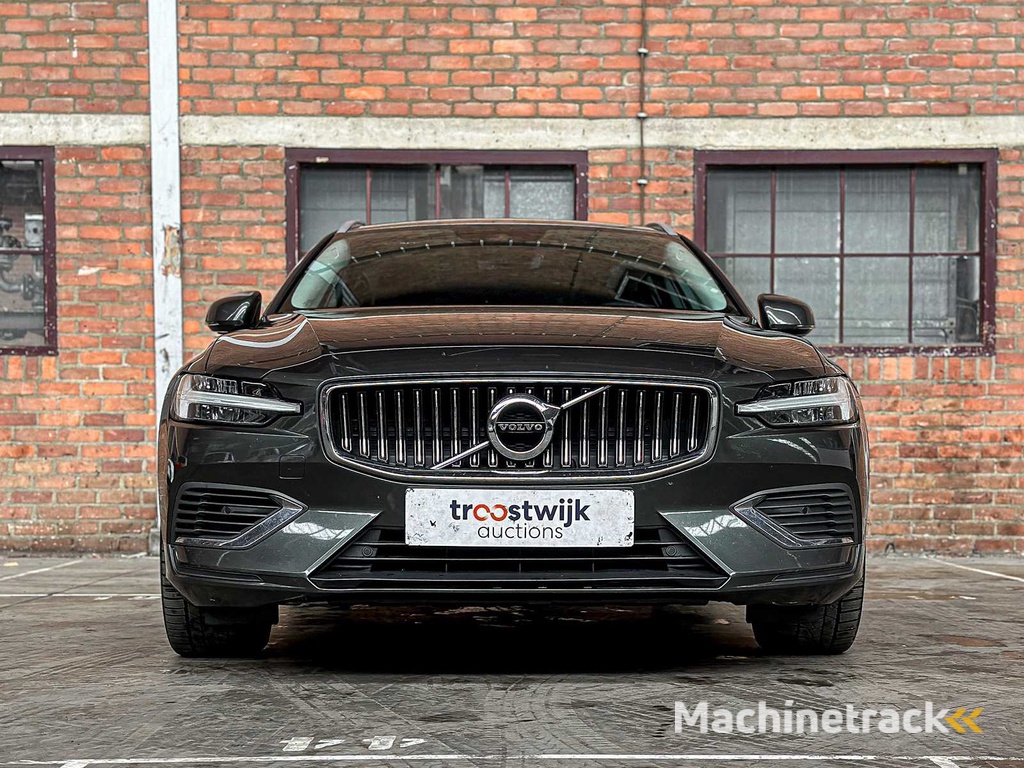Volvo V60 2.0 T6 Recharge AWD Business Pro 341pk 2021, K-930-ZF