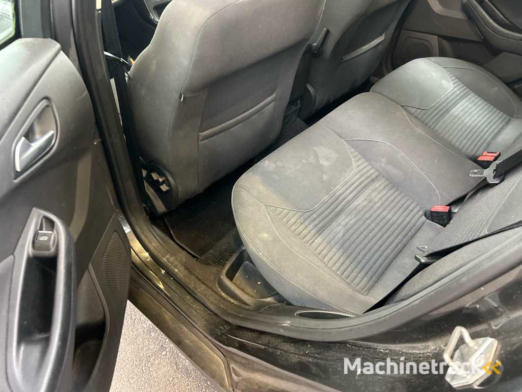 Ford Focus Wagon 1.0 Titanium Edition , ; GP-793-R