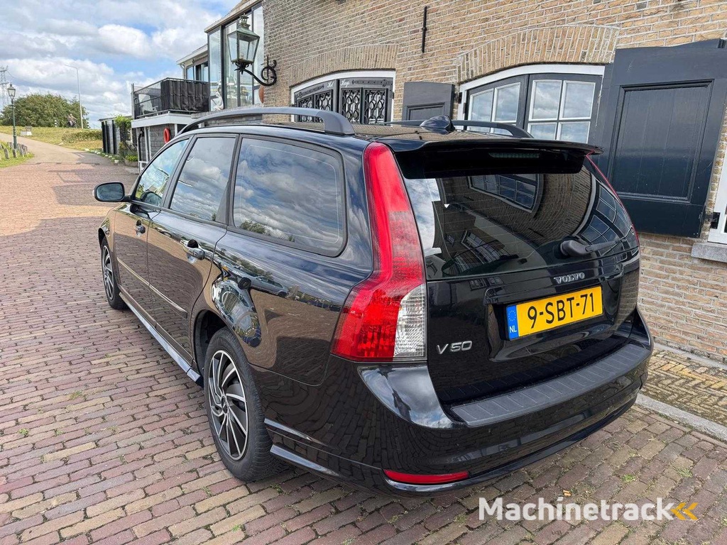 Volvo  V50  2.0D R-Design Leder Clima Momentum 9-SBT-71