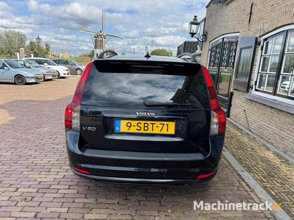 Volvo  V50  2.0D R-Design Leder Clima Momentum 9-SBT-71