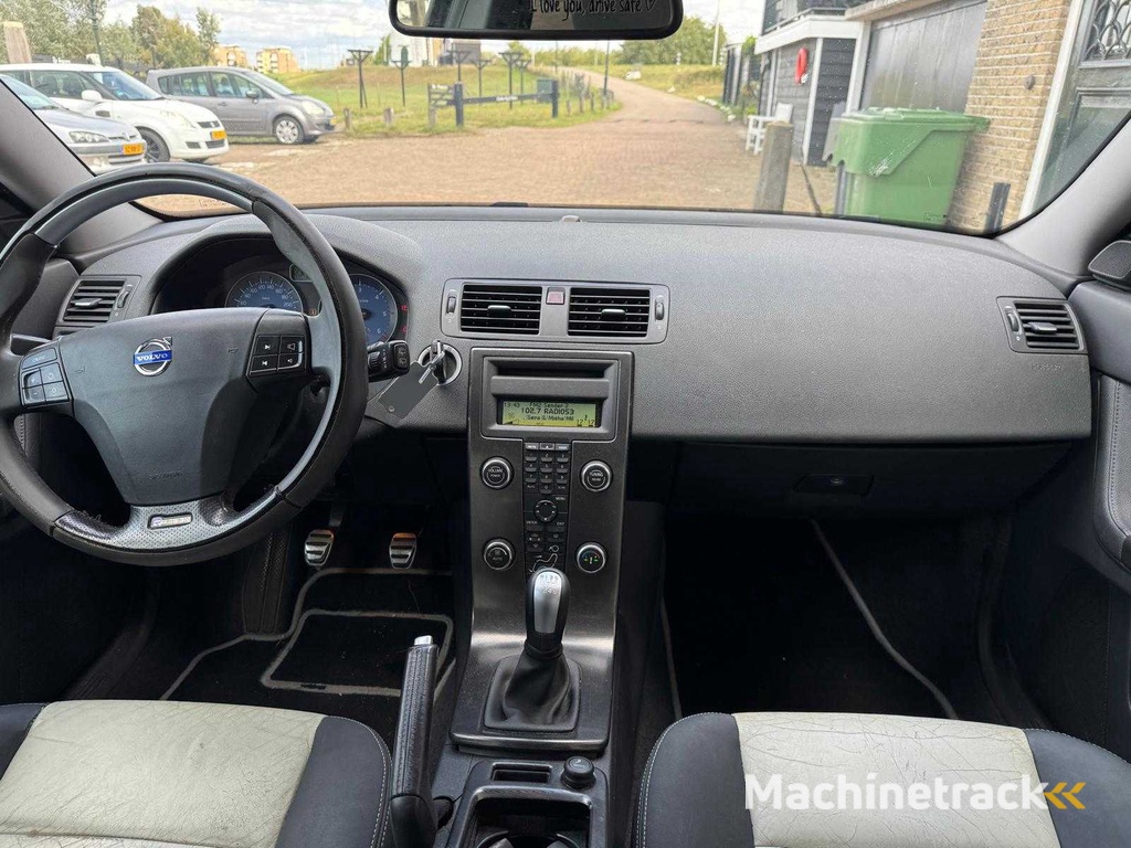 Volvo  V50  2.0D R-Design Leder Clima Momentum 9-SBT-71