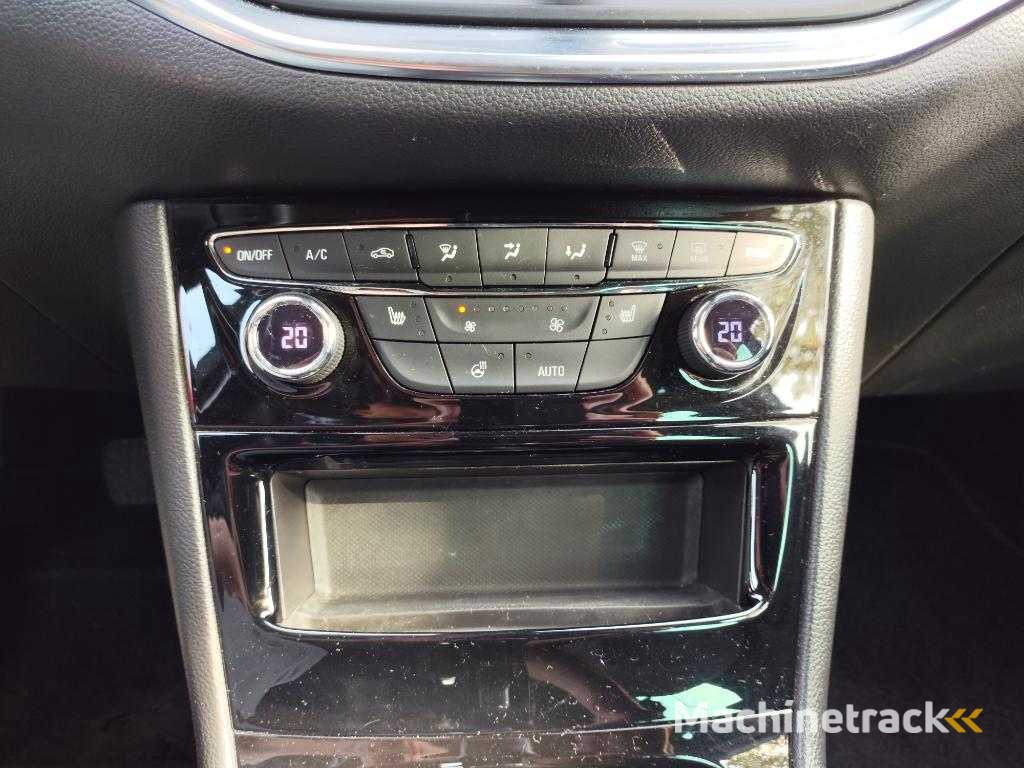 Opel Astra Sports Tourer 1.2 Launch Ed , N-005-JF