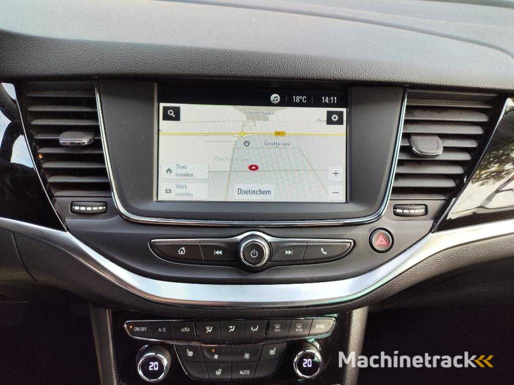 Opel Astra Sports Tourer 1.2 Launch Ed , N-005-JF