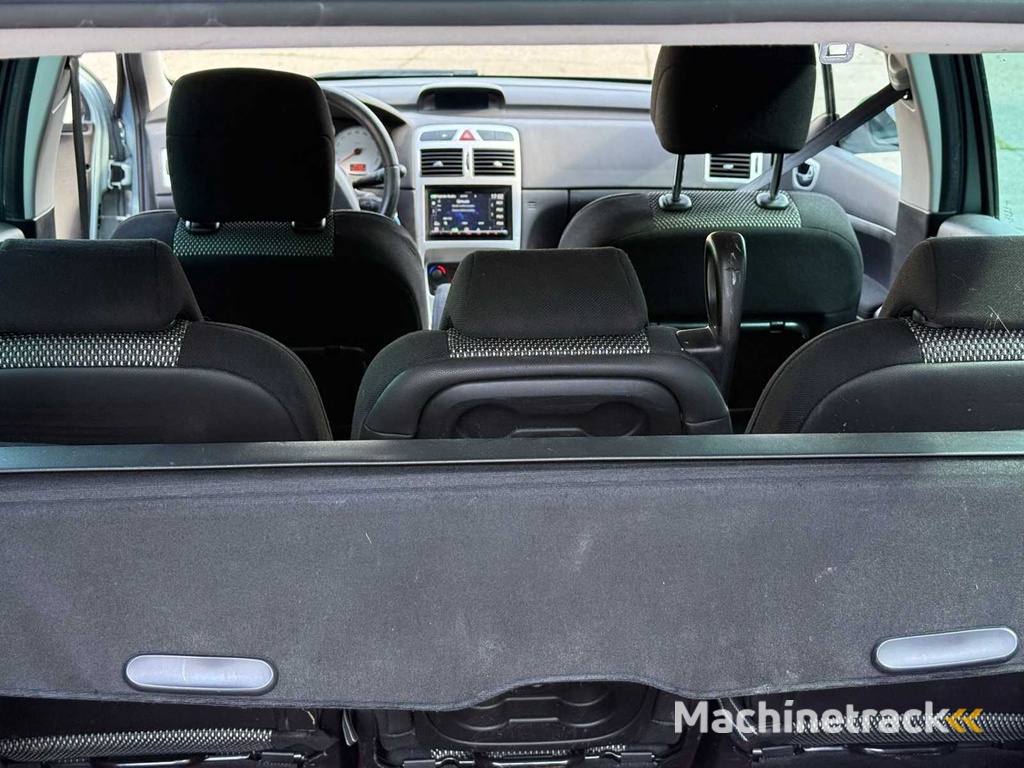 Peugeot 307 SW 1.6 16V Premium, 51-ZJ-NF