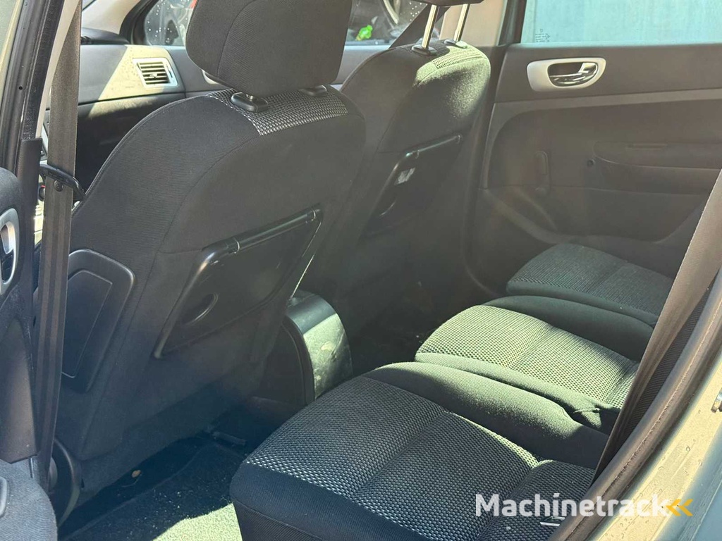 Peugeot 307 SW 1.6 16V Premium, 51-ZJ-NF