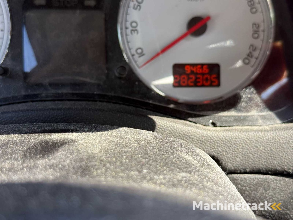 Peugeot 307 SW 1.6 16V Premium, 51-ZJ-NF