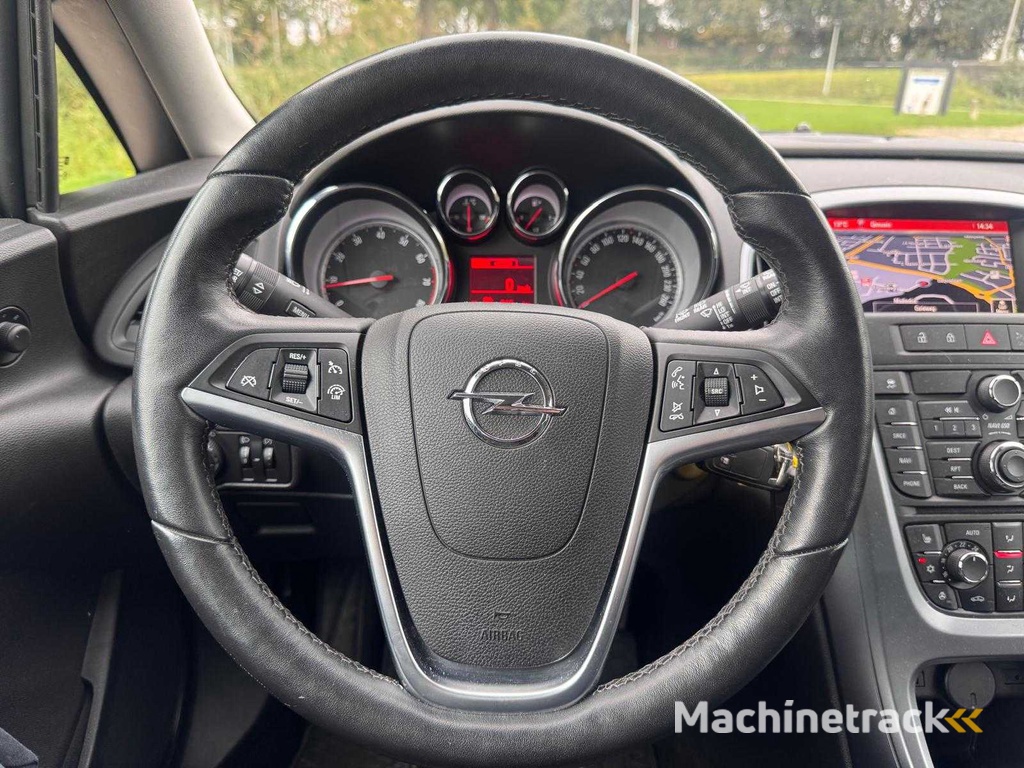 Opel Astra Sports Tourer 1.4 Turbo Blitz, P-965-DJ