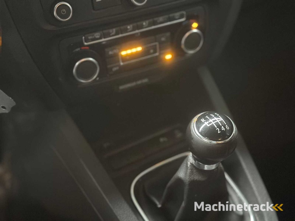 Volkswagen Jetta 1.2 TSI Comfortline; 51-PZT-4