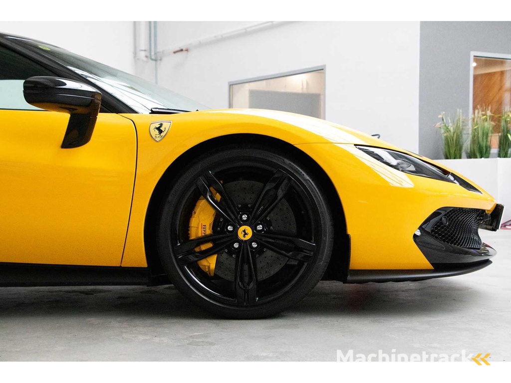 Ferrari - 2023 - 296 GTB - Coupe - Personenauto