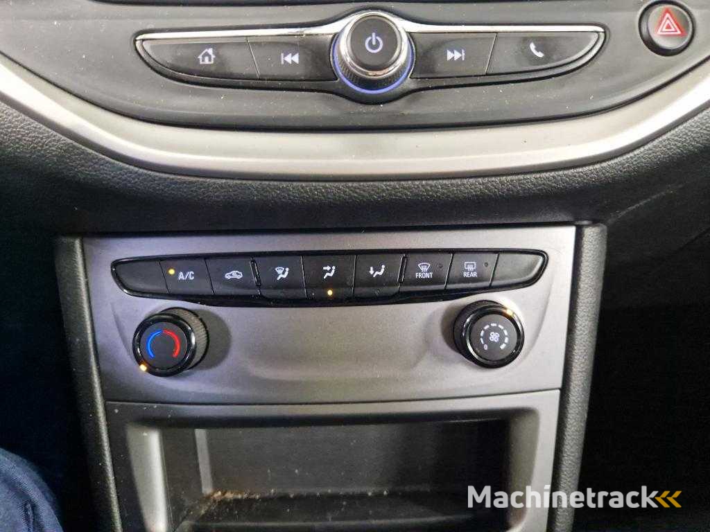 Opel Astra Sports Tourer 1.2 Bns Edition; H-843-FH