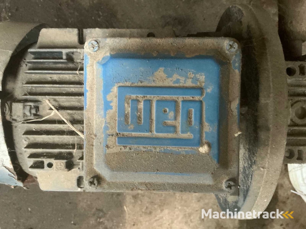 Hydraulische en magnetische transportband