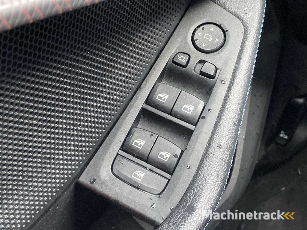 BMW 1-serie 118i High Executive 2020 | T-577-JB