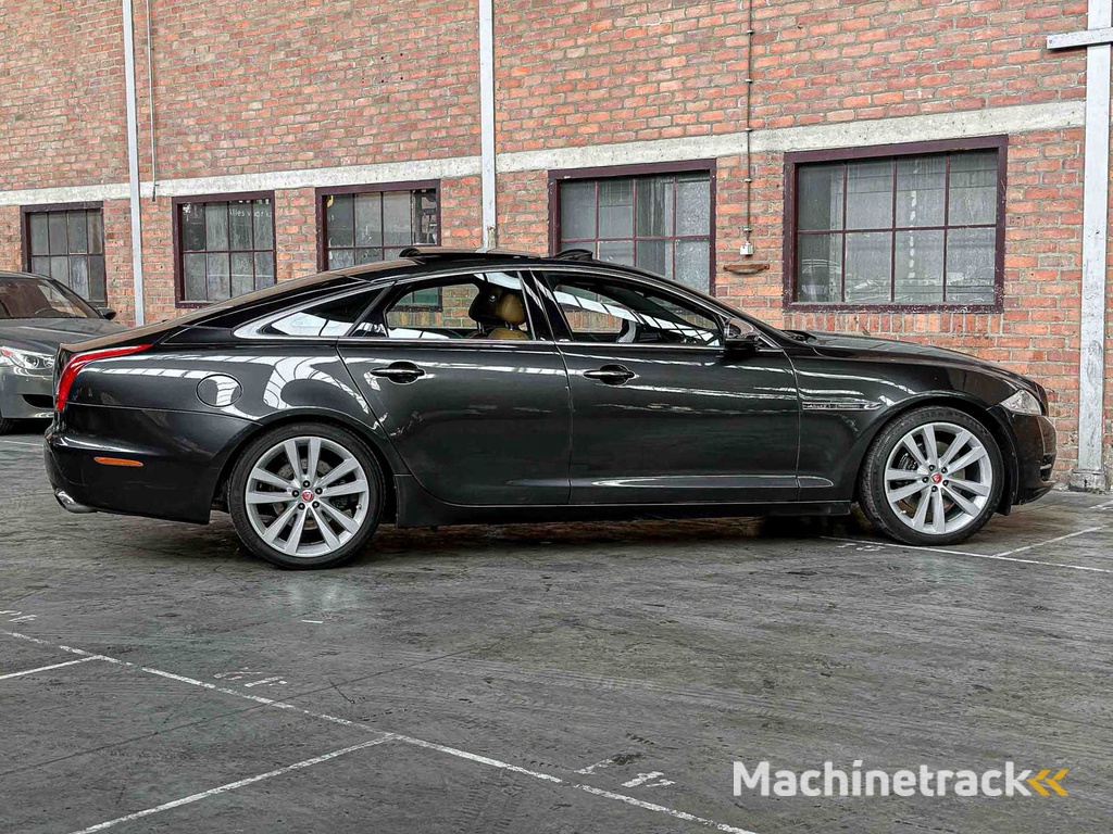 Jaguar XJ 3.0 V6D Portfolio 275pk 2012