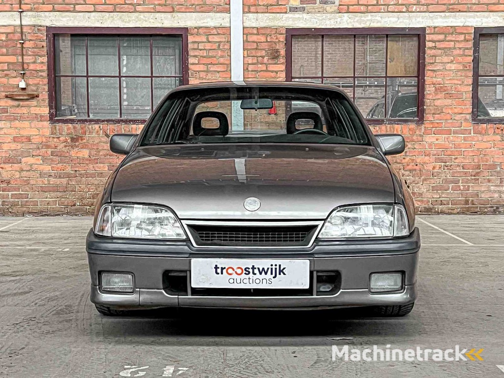 Opel Omega 3000 24v 204pk 1989