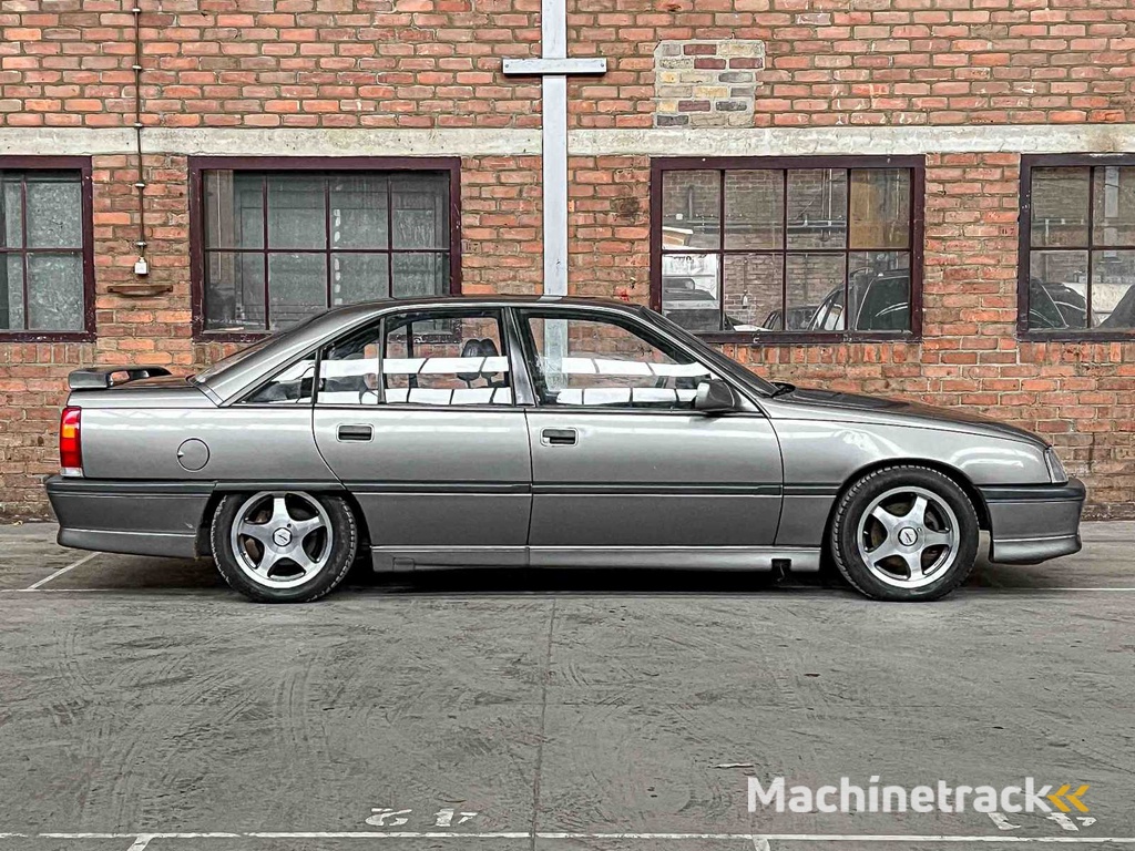 Opel Omega 3000 24v 204pk 1989