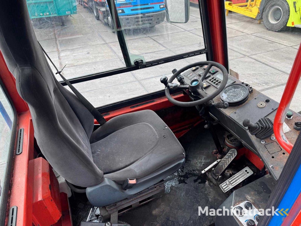 Terberg - 2003 - YT 220 - Industriële trekker