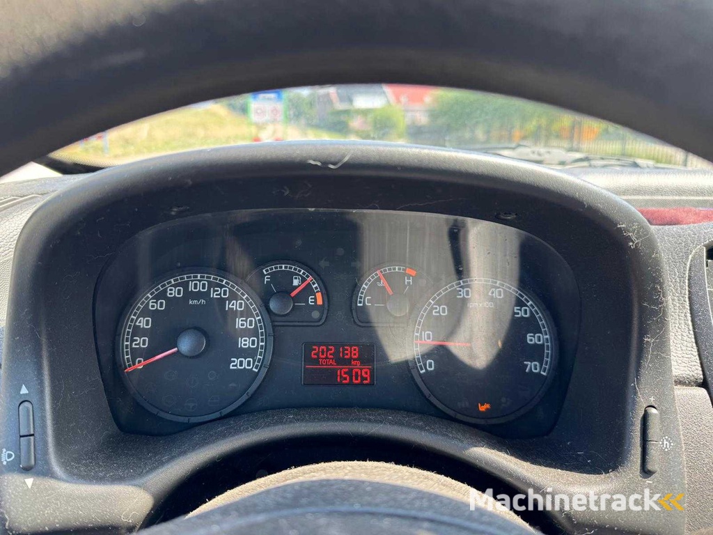 Fiat Punto 1.2 Navigator Airco 73-RZ-LB