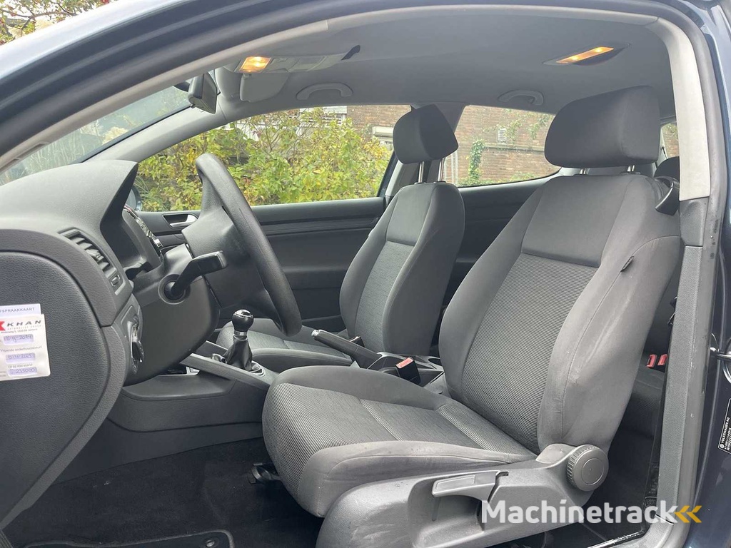 Volkswagen Golf 1.6 FSI Turijn 2006 | 47-SH-JB