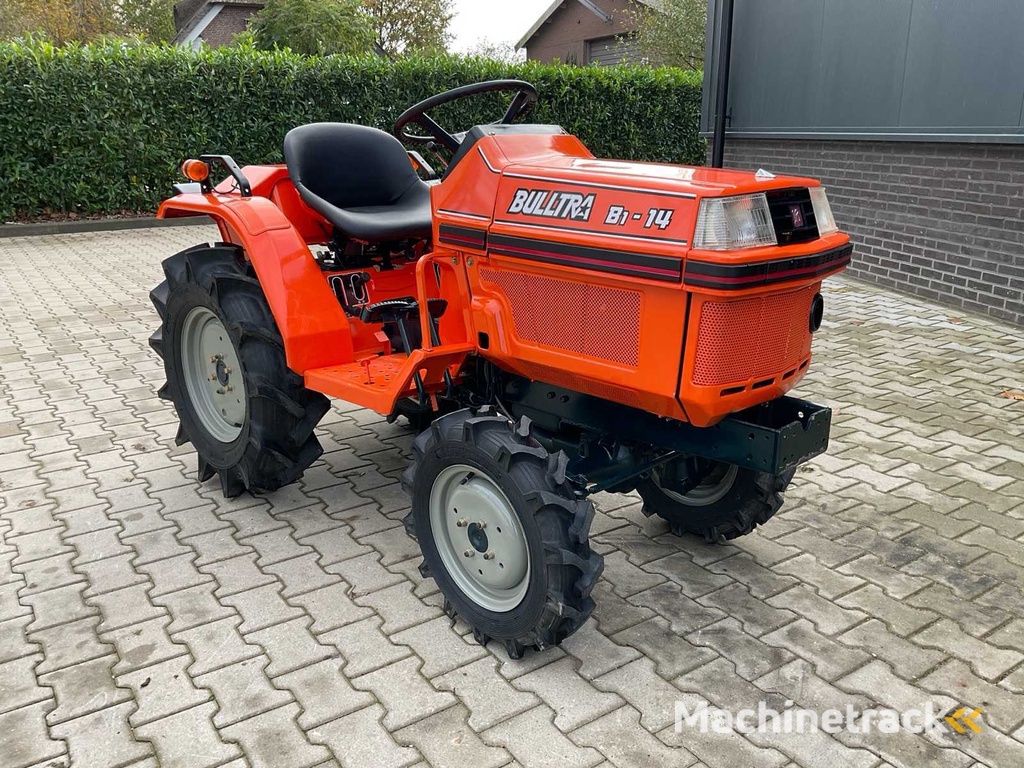 Kubota Bulltra B1-14DT Mini Tractor