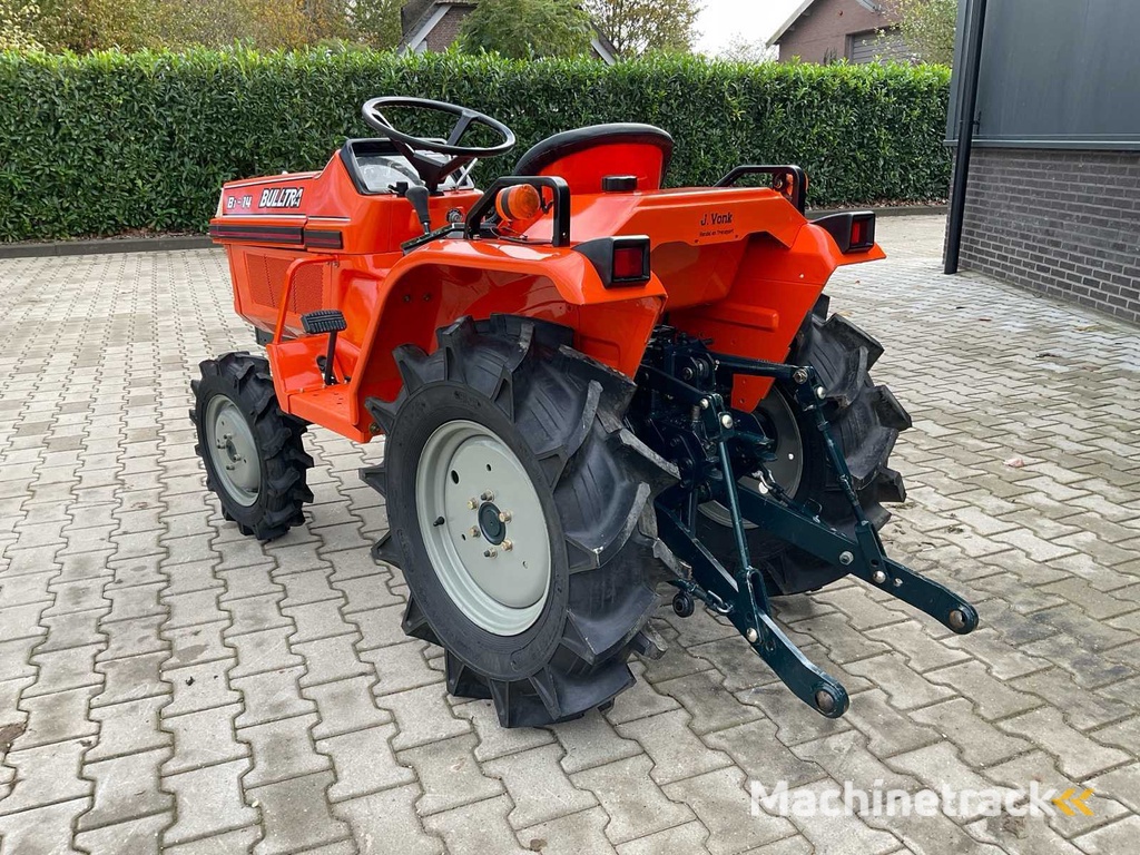 Kubota Bulltra B1-14DT Mini Tractor