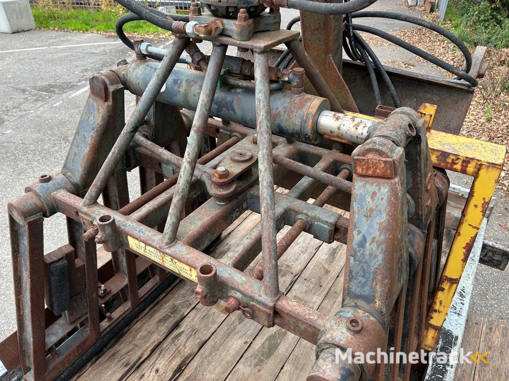 Aanhangwagen met stenenklem