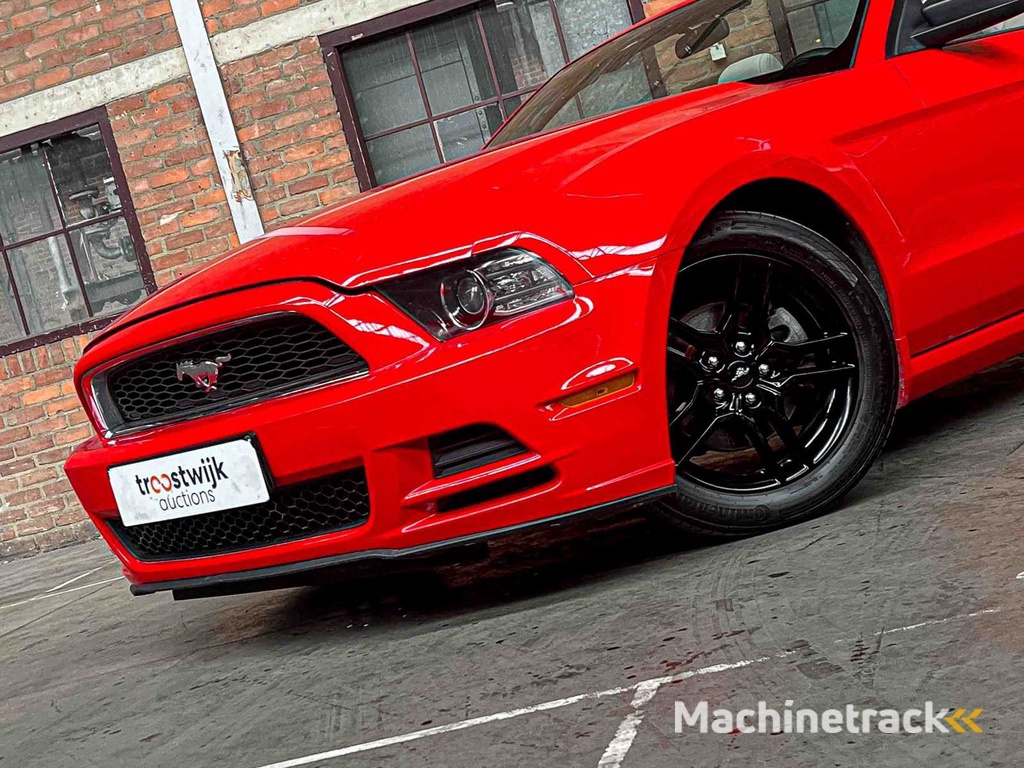 Ford Mustang 3.7 V6 310pk 2014