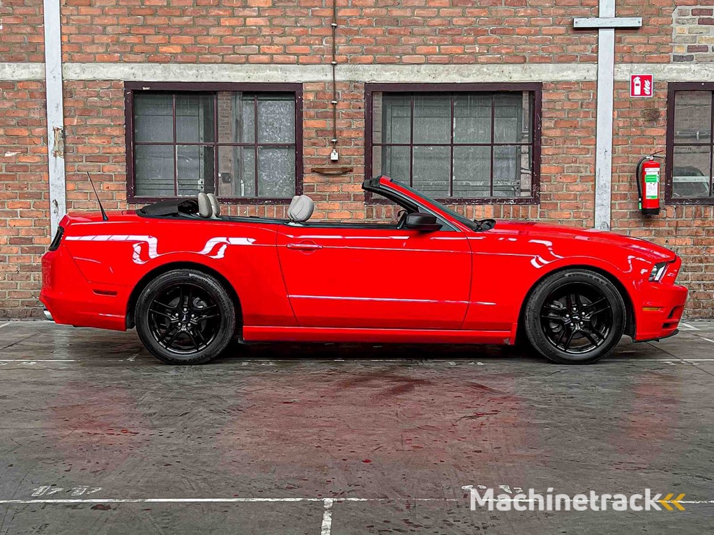 Ford Mustang 3.7 V6 310pk 2014