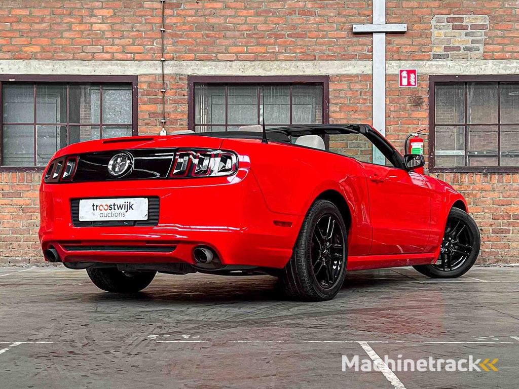 Ford Mustang 3.7 V6 310pk 2014