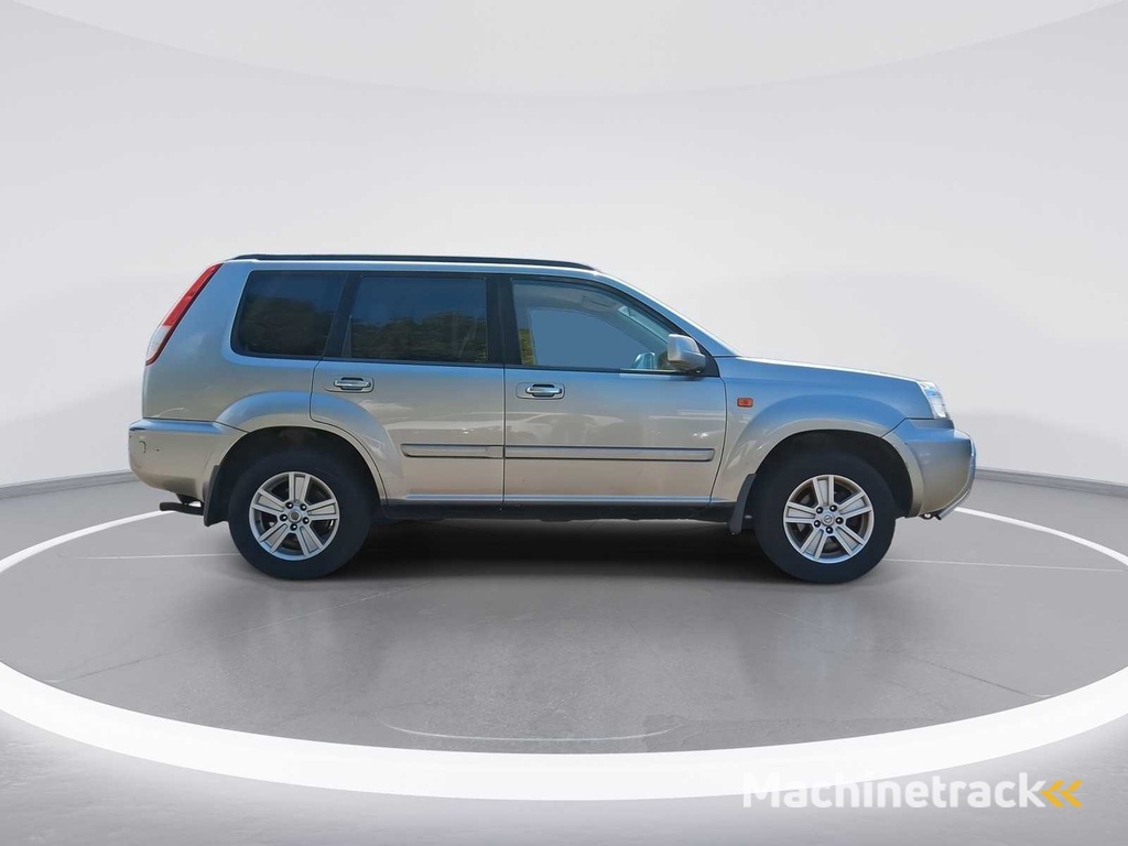 Nissan X-Trail 2.5 Luxury 2003 | 12-NB-JP