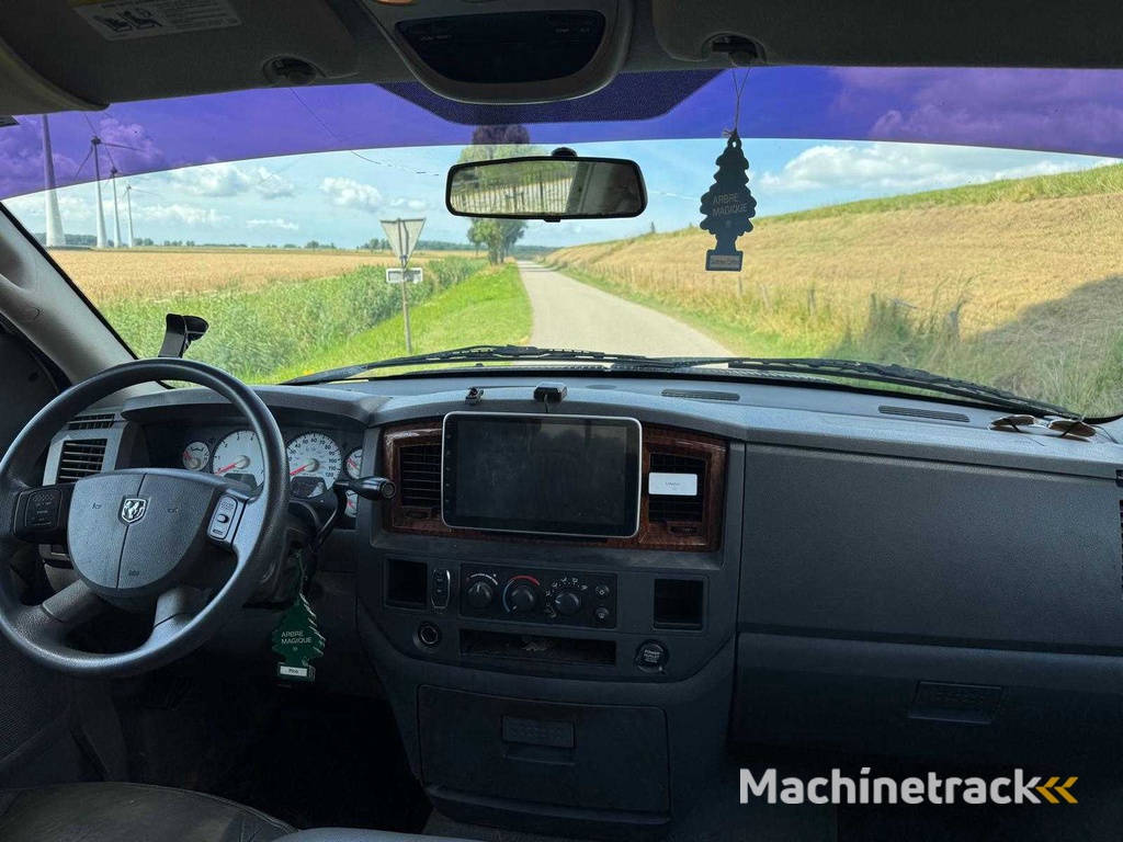 Dodge Ram 1500 5.7 V8 4x4 QC 6'4 6- 6-VDG-01