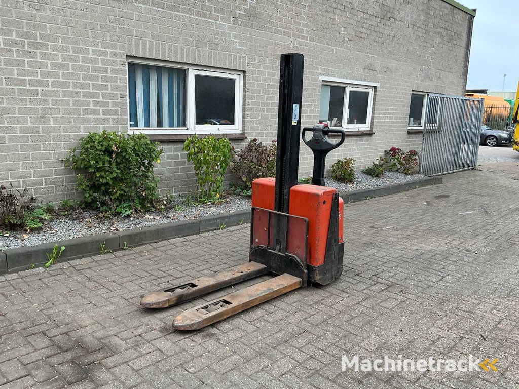 2007 BT SWE080L Stapelaar