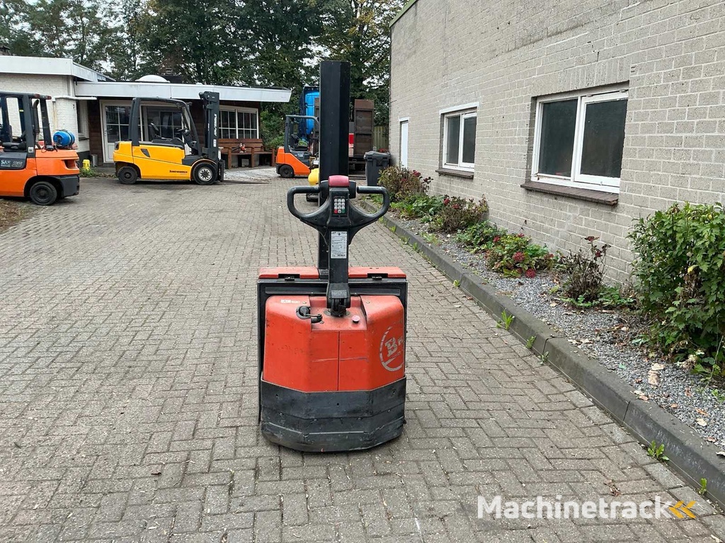 2007 BT SWE080L Stapelaar