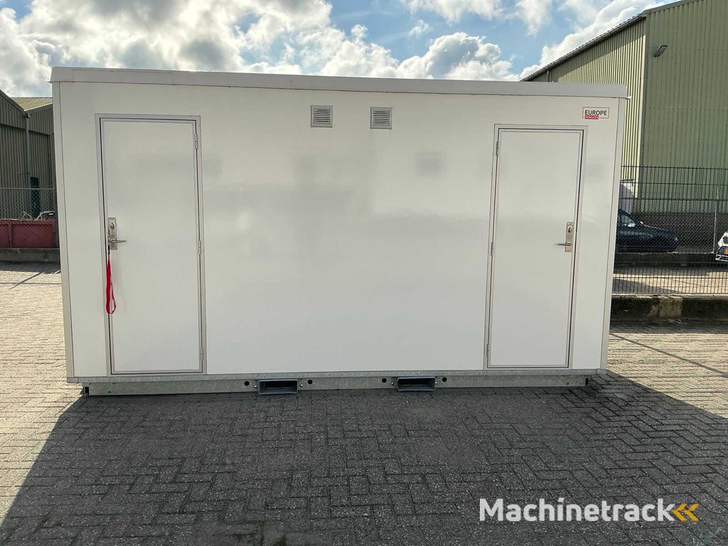 2025 Easywagen 4200 Toiletcontainer 2-2
