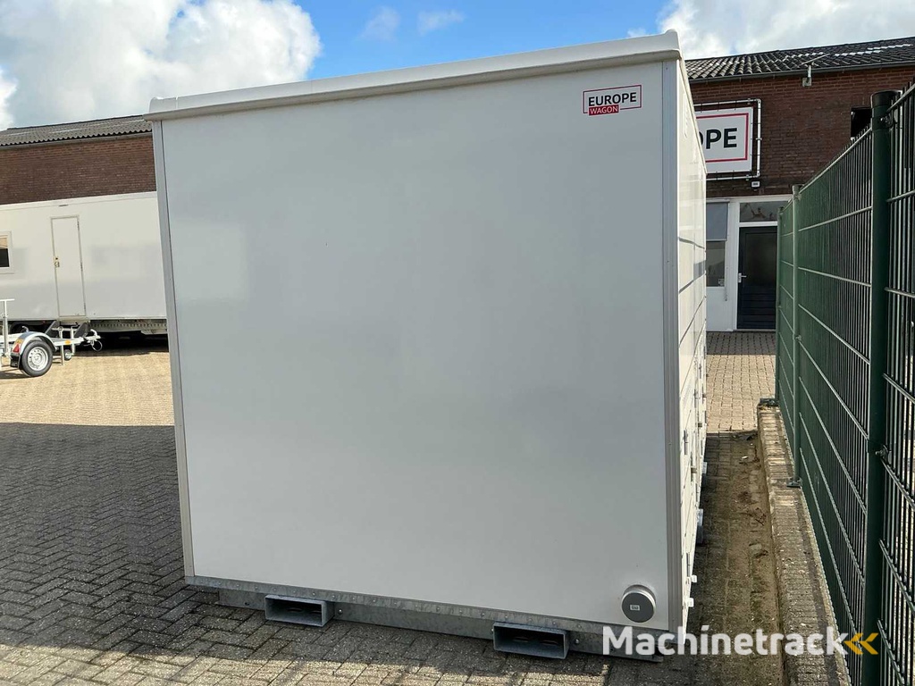 2025 Easywagen 4200 Toiletcontainer 2-2