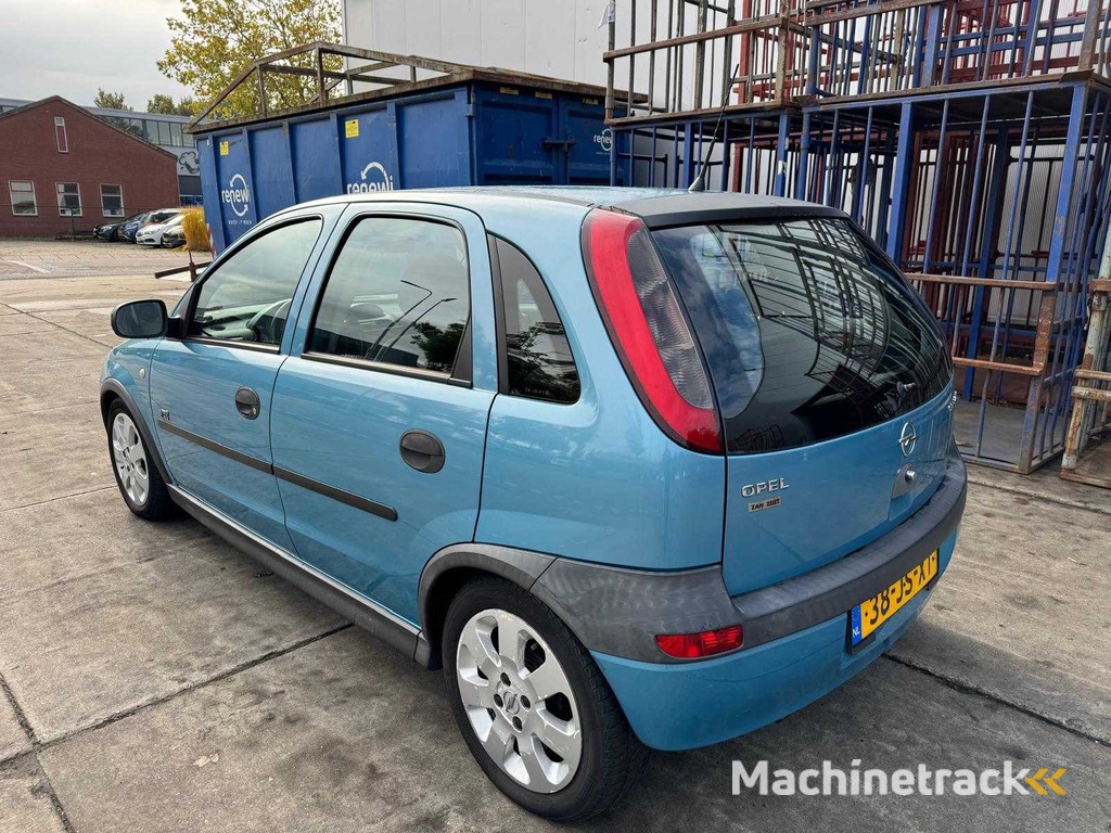 Opel Corsa 1.4 16V Sport, 38-JS-XT