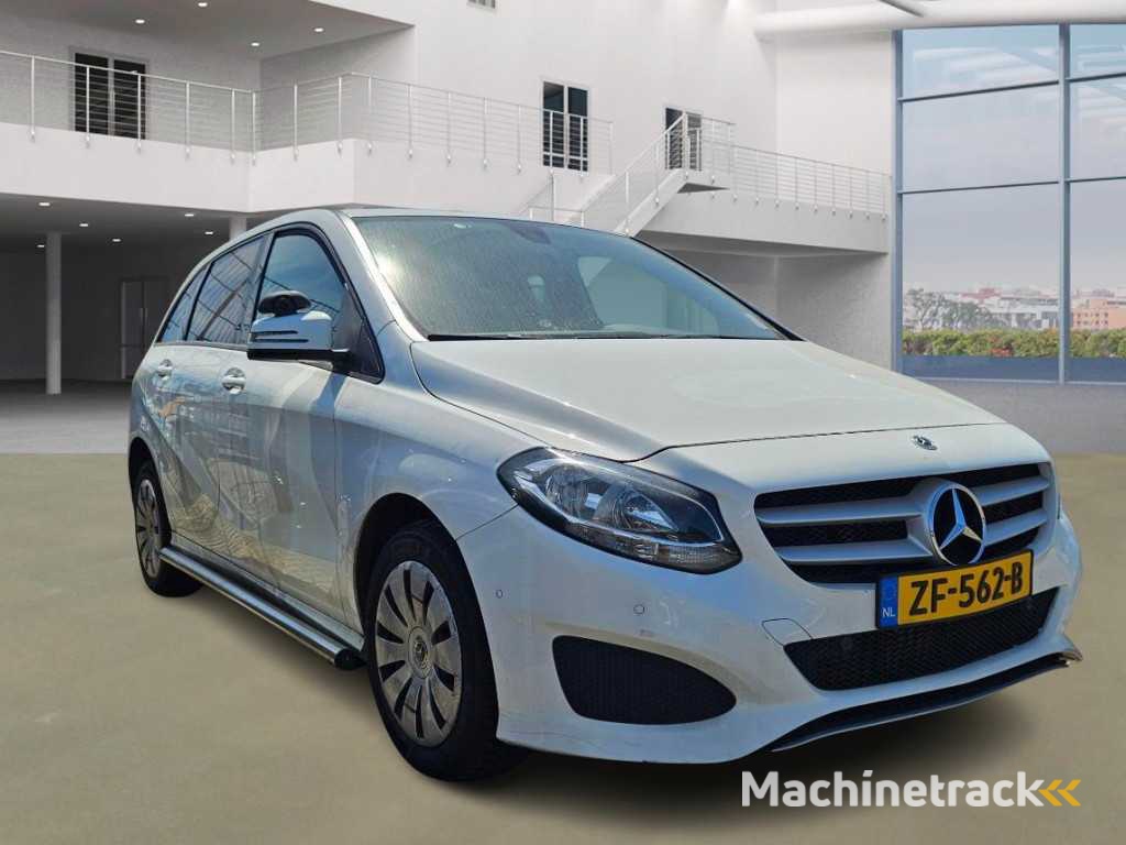 Mercedes Benz B-Klasse 220 d Ambition , ZF-562-B