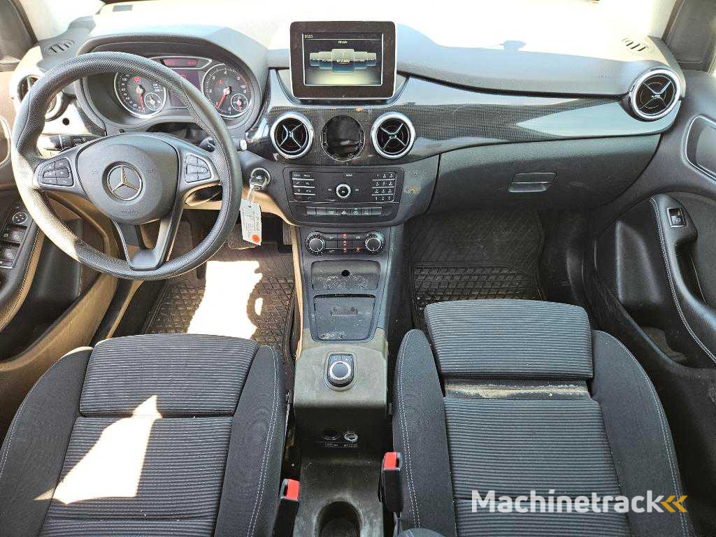 Mercedes Benz B-Klasse 220 d Ambition , ZF-562-B