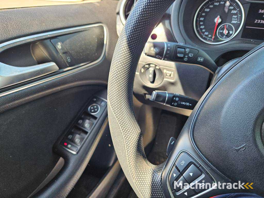 Mercedes Benz B-Klasse 220 d Ambition , ZF-562-B